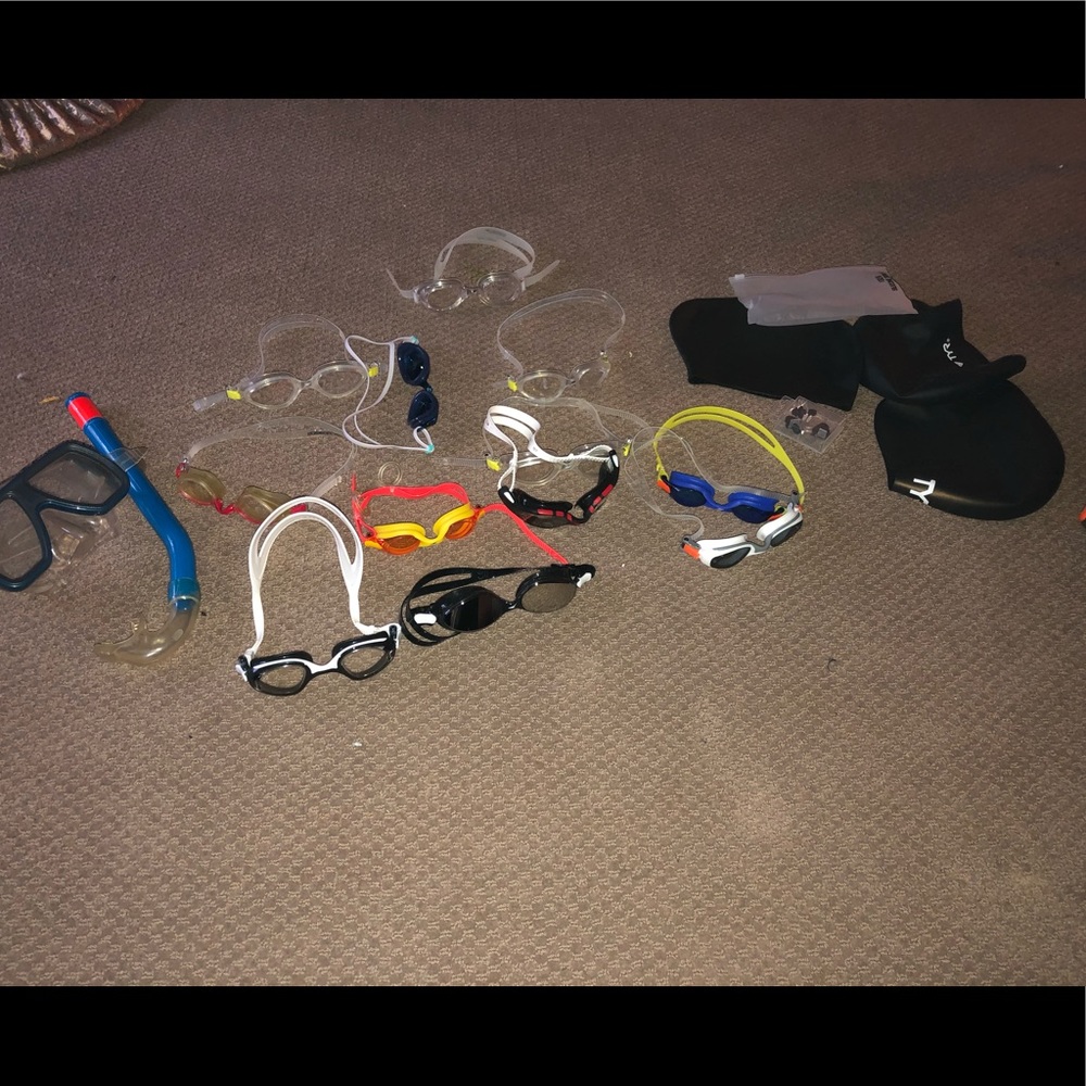 Swimming goggles, swimming caps & snorkel/Mask